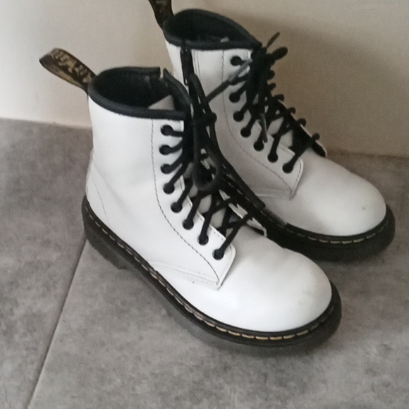 Dr MARTENS shoes Nina Saiz 12 - Picture 3 of 5